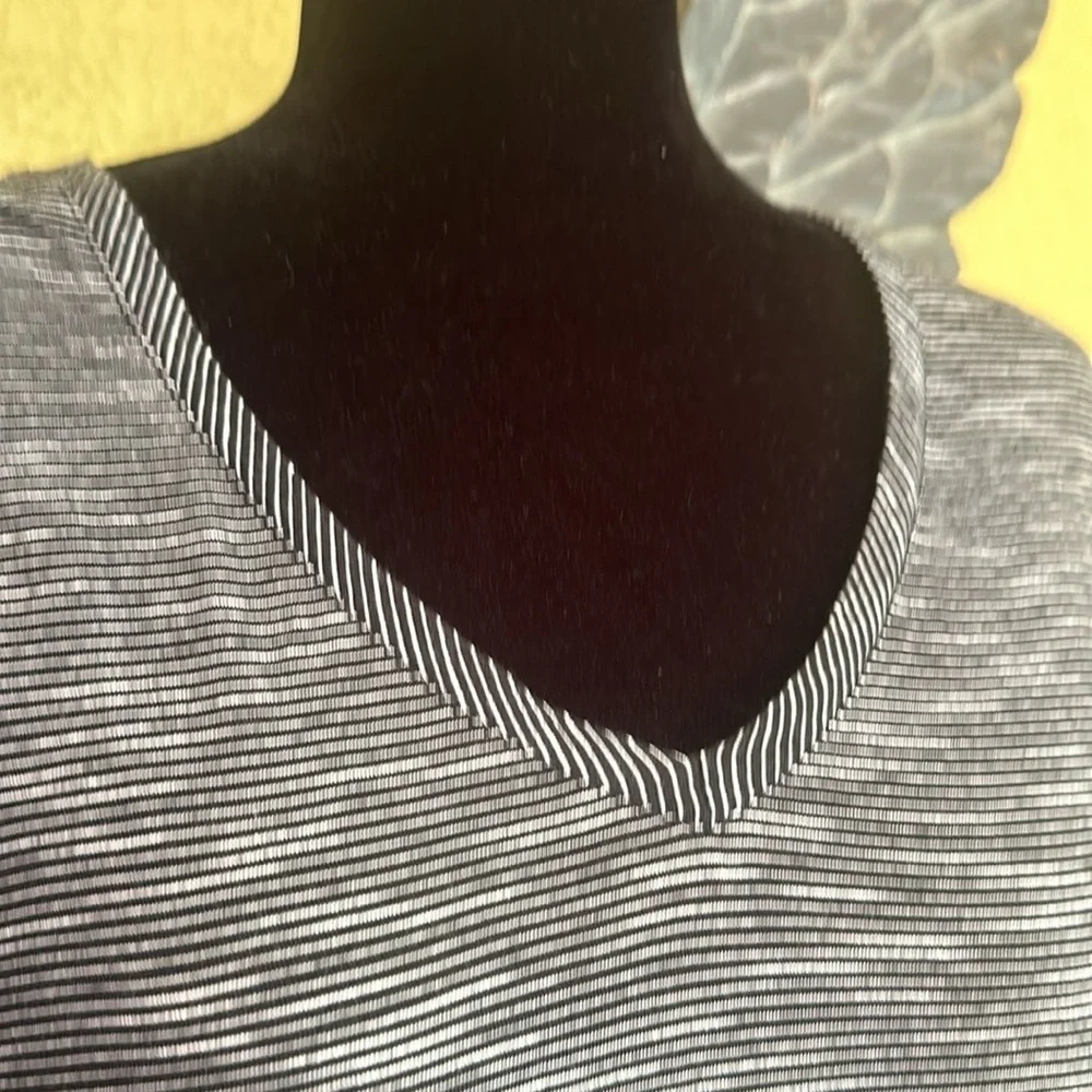 J Jill Striped 3/4 sleeve Shirt - Picture 3 of 8